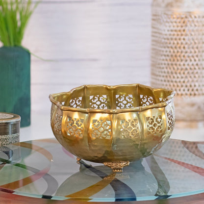 Kezevel Metal Decorative Urli Bowl - Gold Finish Traditional Handcrafted Urli Bowl for Flowers and Candles, Urli Pots